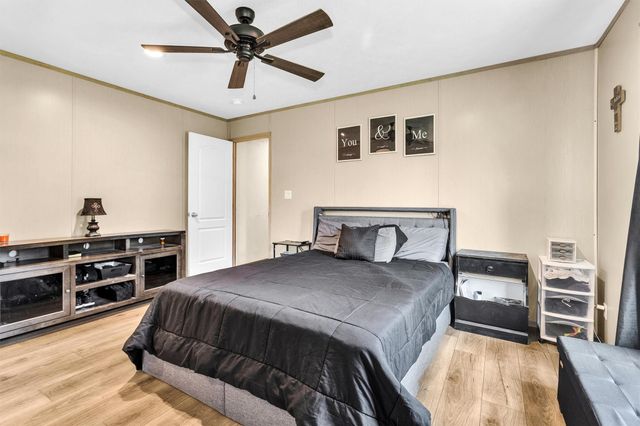 8908 County Road 279, Bedias, TX 77831