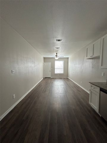 7931 Doreen Avenue 7931, Fort Worth, TX 76116