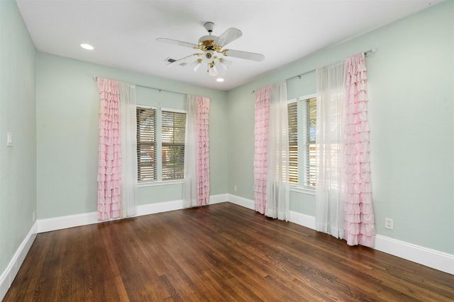 5022 Lindsay Street, Houston, TX 77023