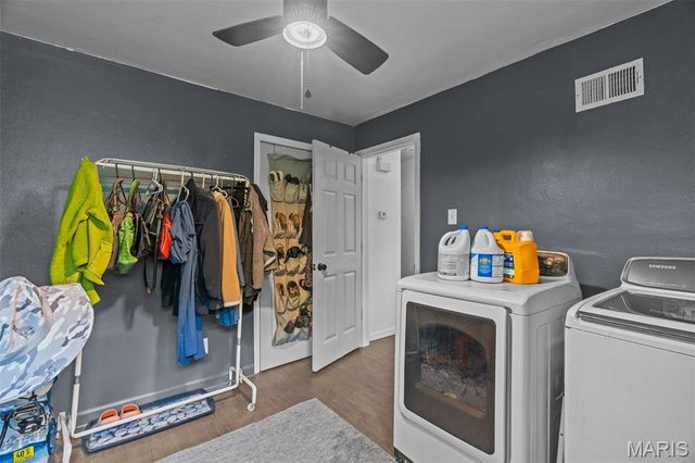 10015 Baron Drive, St Louis, MO 63136