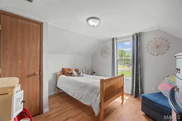 10015 Baron Drive, St Louis, MO 63136