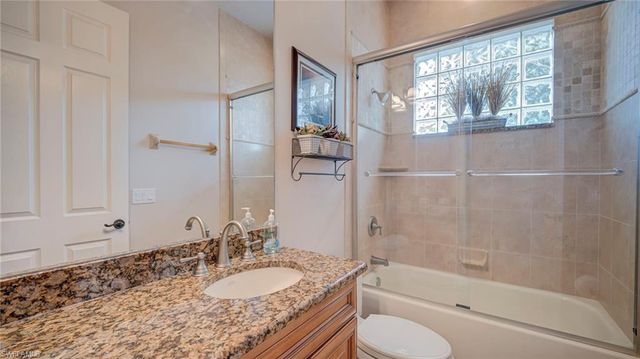 7350 Green Acre LN, Fort Myers, FL 33912