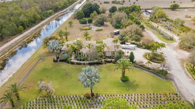 7350 Green Acre LN, Fort Myers, FL 33912