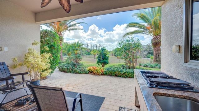 7350 Green Acre LN, Fort Myers, FL 33912