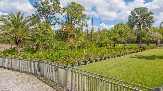 7350 Green Acre LN, Fort Myers, FL 33912