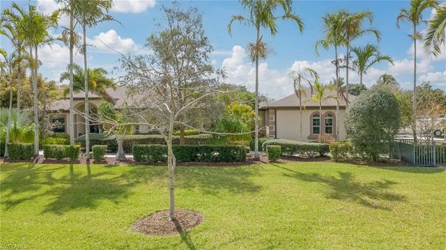 7350 Green Acre LN, Fort Myers, FL 33912