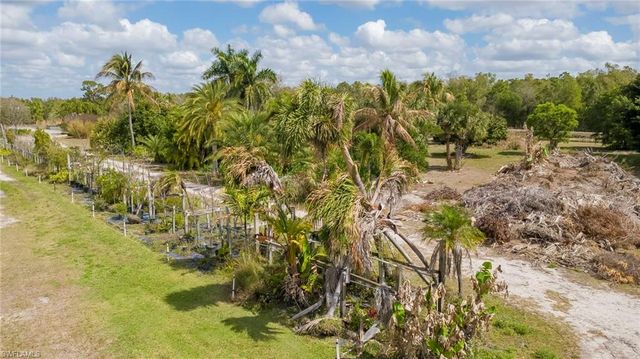 7350 Green Acre LN, Fort Myers, FL 33912