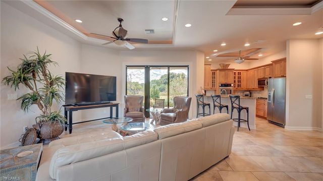 7350 Green Acre LN, Fort Myers, FL 33912