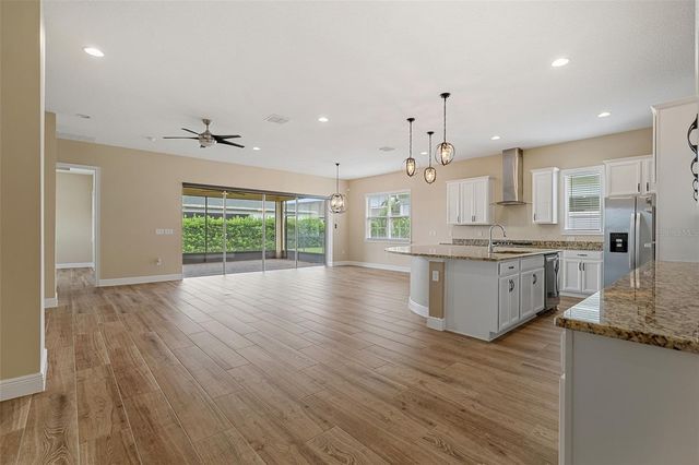 2757 SOUTHLAND STREET, St Cloud, FL 34772