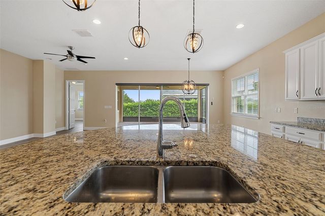 2757 SOUTHLAND STREET, St Cloud, FL 34772