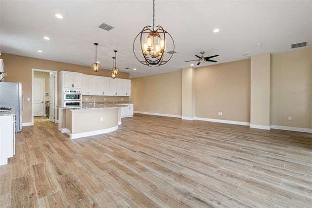 2757 SOUTHLAND STREET, St Cloud, FL 34772
