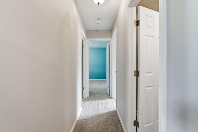 9906 Chapel Hill Road, Louisville, KY 40229