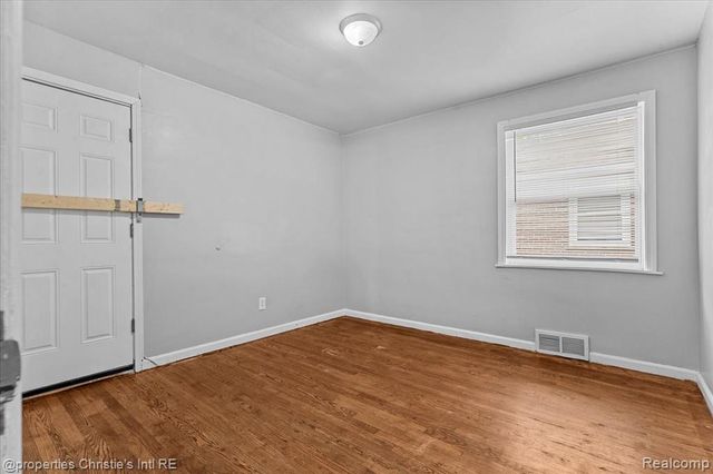 20220 Glastonbury Road, Detroit, MI 48219