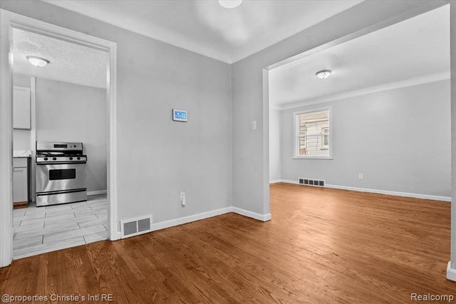 20220 Glastonbury Road, Detroit, MI 48219