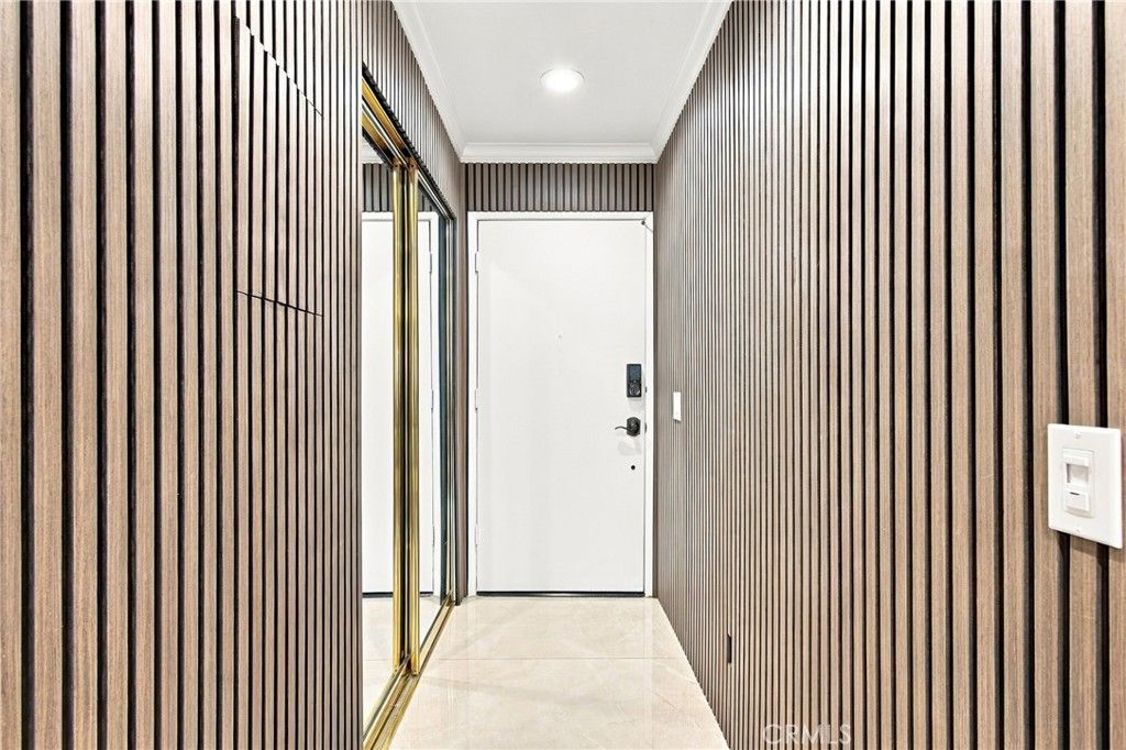 330 Burchett 206, Glendale, CA 91203 — exterior