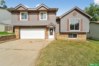 3716 Lookingglass Drive, Bellevue, NE 68123
