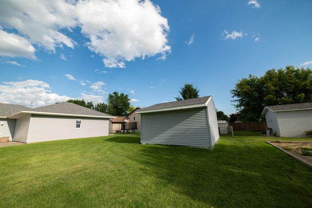 1201 Lyndon Avenue S, Glyndon, MN 56547