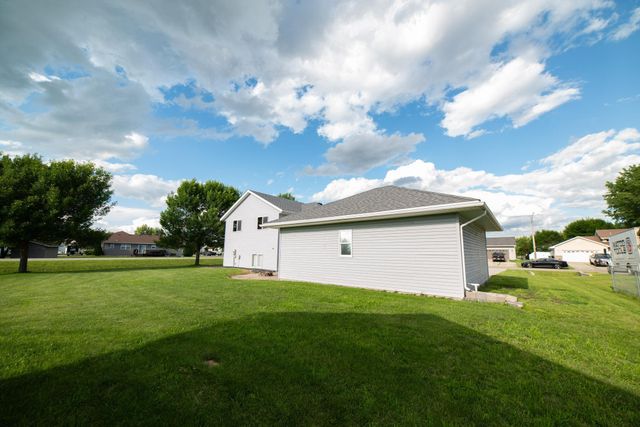 1201 Lyndon Avenue S, Glyndon, MN 56547