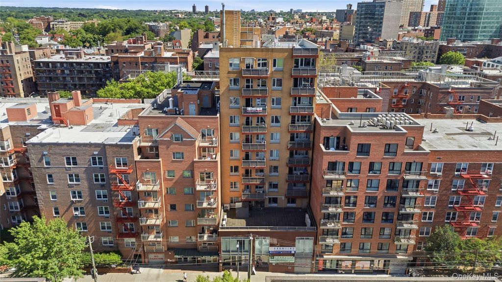 14328 41st Avenue 7B, Flushing, NY 11355 — photo 2