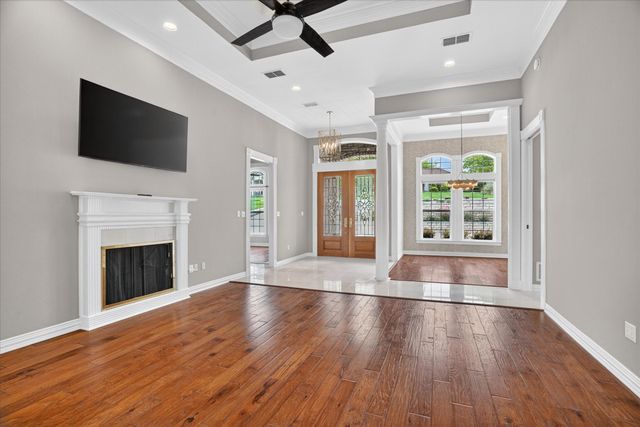 9704 Ravenswood Road, Granbury, TX 76049