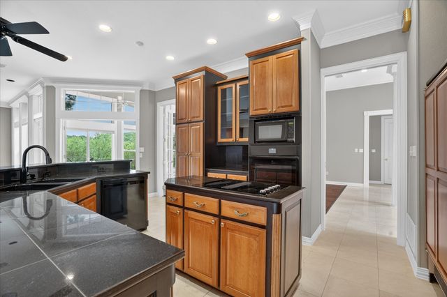 9704 Ravenswood Road, Granbury, TX 76049