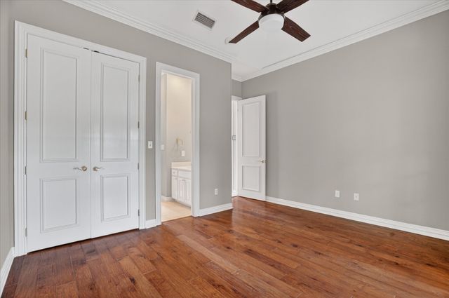 9704 Ravenswood Road, Granbury, TX 76049