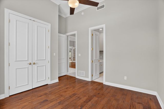 9704 Ravenswood Road, Granbury, TX 76049