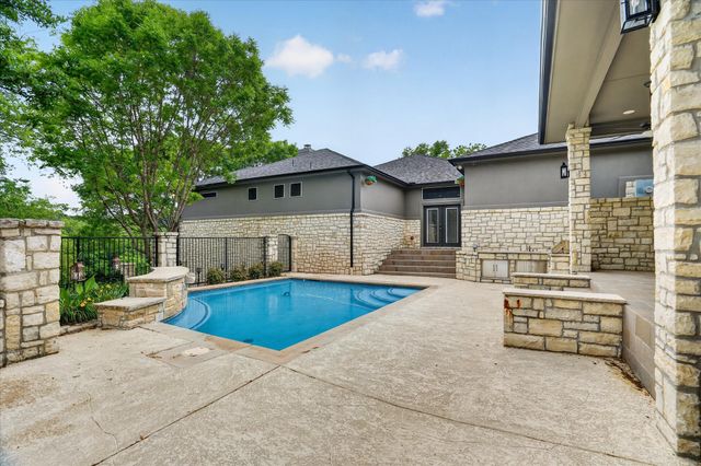9704 Ravenswood Road, Granbury, TX 76049