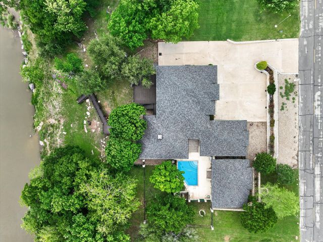 9704 Ravenswood Road, Granbury, TX 76049