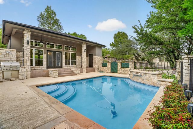 9704 Ravenswood Road, Granbury, TX 76049