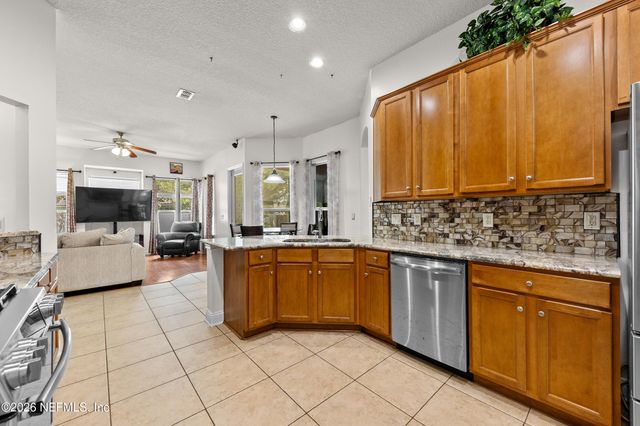 6045 ALDERFER SPRINGS Drive, Jacksonville, FL 32258