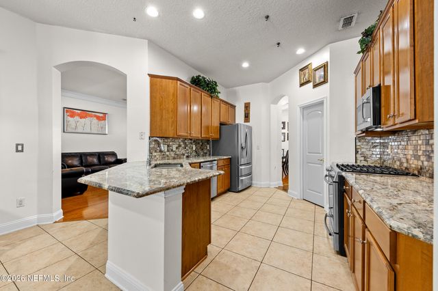 6045 ALDERFER SPRINGS Drive, Jacksonville, FL 32258