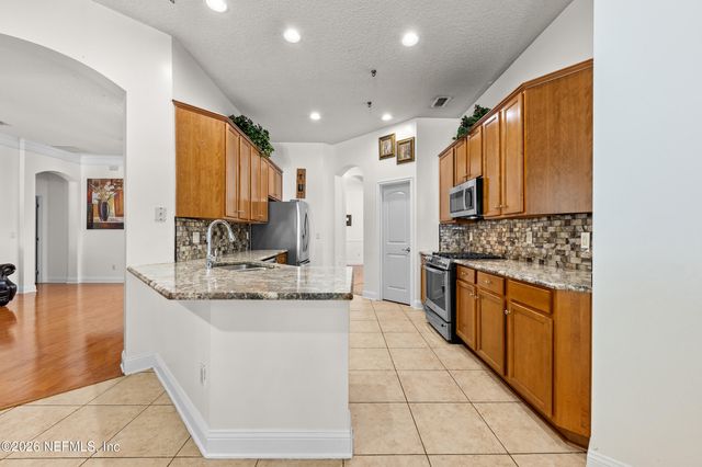 6045 ALDERFER SPRINGS Drive, Jacksonville, FL 32258