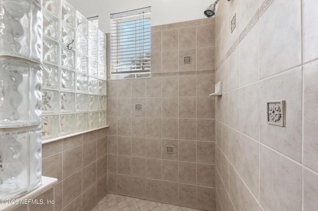 6045 ALDERFER SPRINGS Drive, Jacksonville, FL 32258