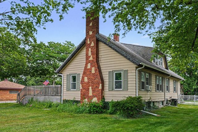 2211 Morton Avenue, St. Joseph City, MI 49085
