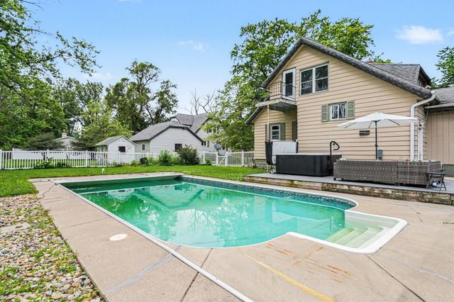 2211 Morton Avenue, St. Joseph City, MI 49085