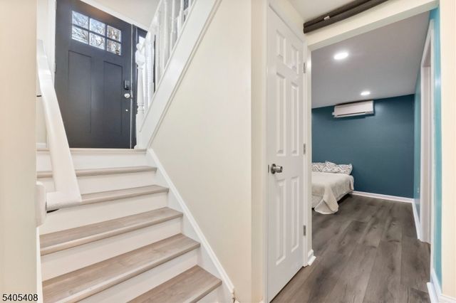 12 Hobart Trl, Hopatcong Boro, NJ 07843