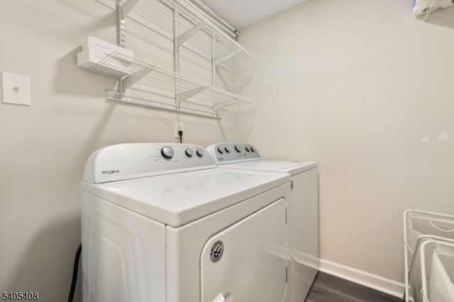 12 Hobart Trl, Hopatcong Boro, NJ 07843