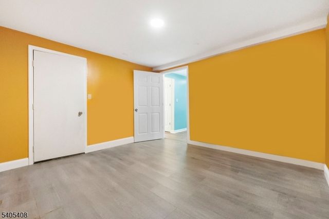 12 Hobart Trl, Hopatcong Boro, NJ 07843