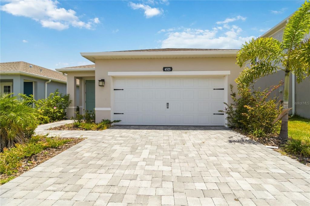 4525 PIPPIN LANE, Lakewood Ranch, FL 34211