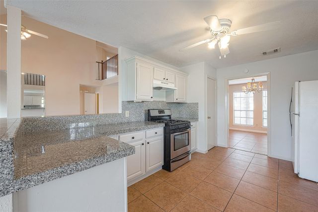 703 Turtle Creek Drive, Missouri City, TX 77489