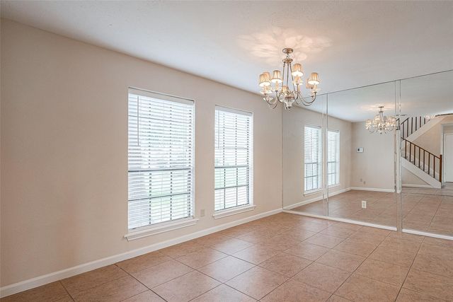 703 Turtle Creek Drive, Missouri City, TX 77489