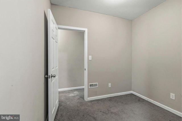 5520 N 7TH ST, Philadelphia, PA 19120