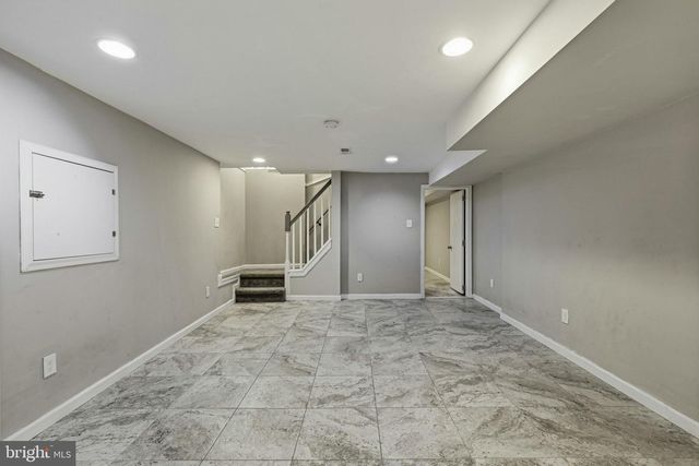 5520 N 7TH ST, Philadelphia, PA 19120