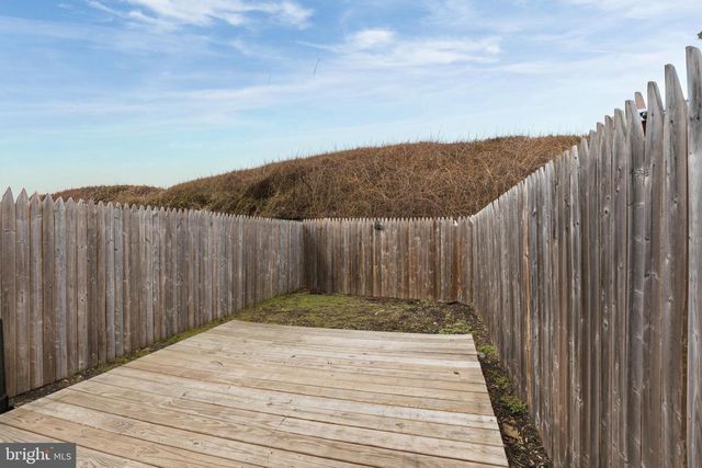 5520 N 7TH ST, Philadelphia, PA 19120