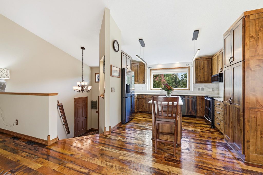 1115 Ridge Street, Jordan, MN 55352 — photo 2