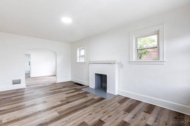 1943 Garden Lane, Cincinnati, OH 45237
