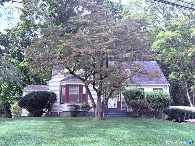 6 Paradise Avenue, Hamden, CT 06514