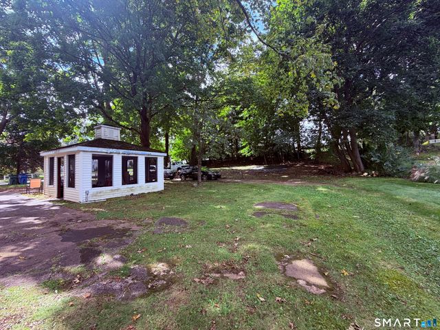 6 Paradise Avenue, Hamden, CT 06514