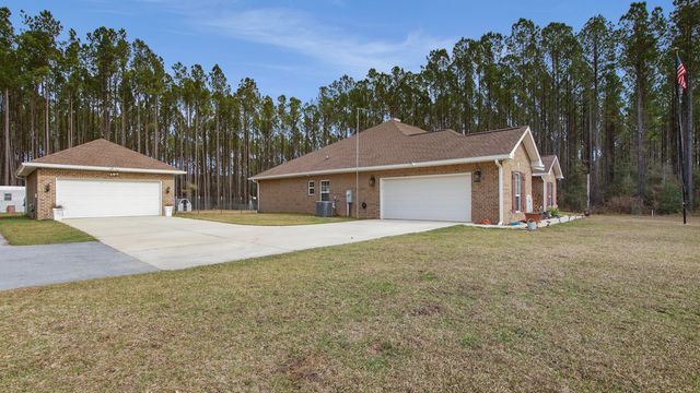 1836 Williams Road, Defuniak Springs, FL 32433